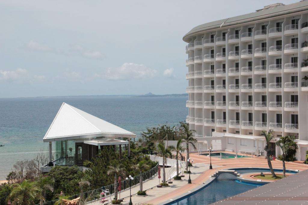 Okinawa Kariyushi Beach Resort Ocean Spa Onna Zewnętrze zdjęcie