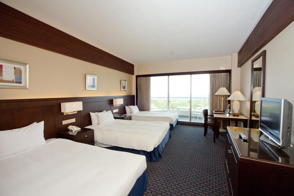 Okinawa Kariyushi Beach Resort Ocean Spa Onna Zewnętrze zdjęcie