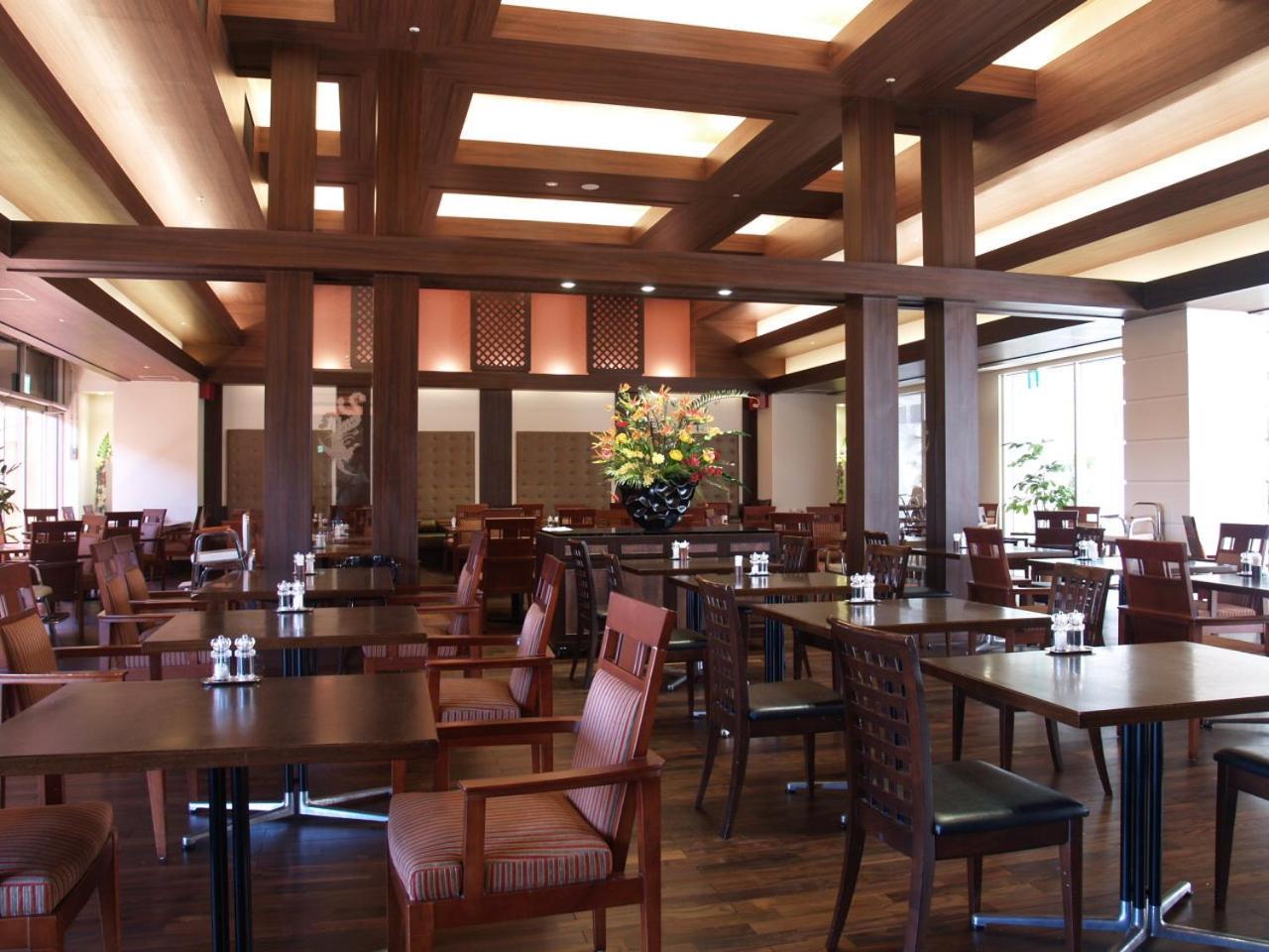Okinawa Kariyushi Beach Resort Ocean Spa Onna Zewnętrze zdjęcie